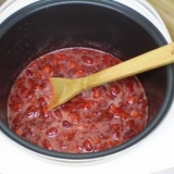 Kako skuhati džem od jagoda u sporom šporetu